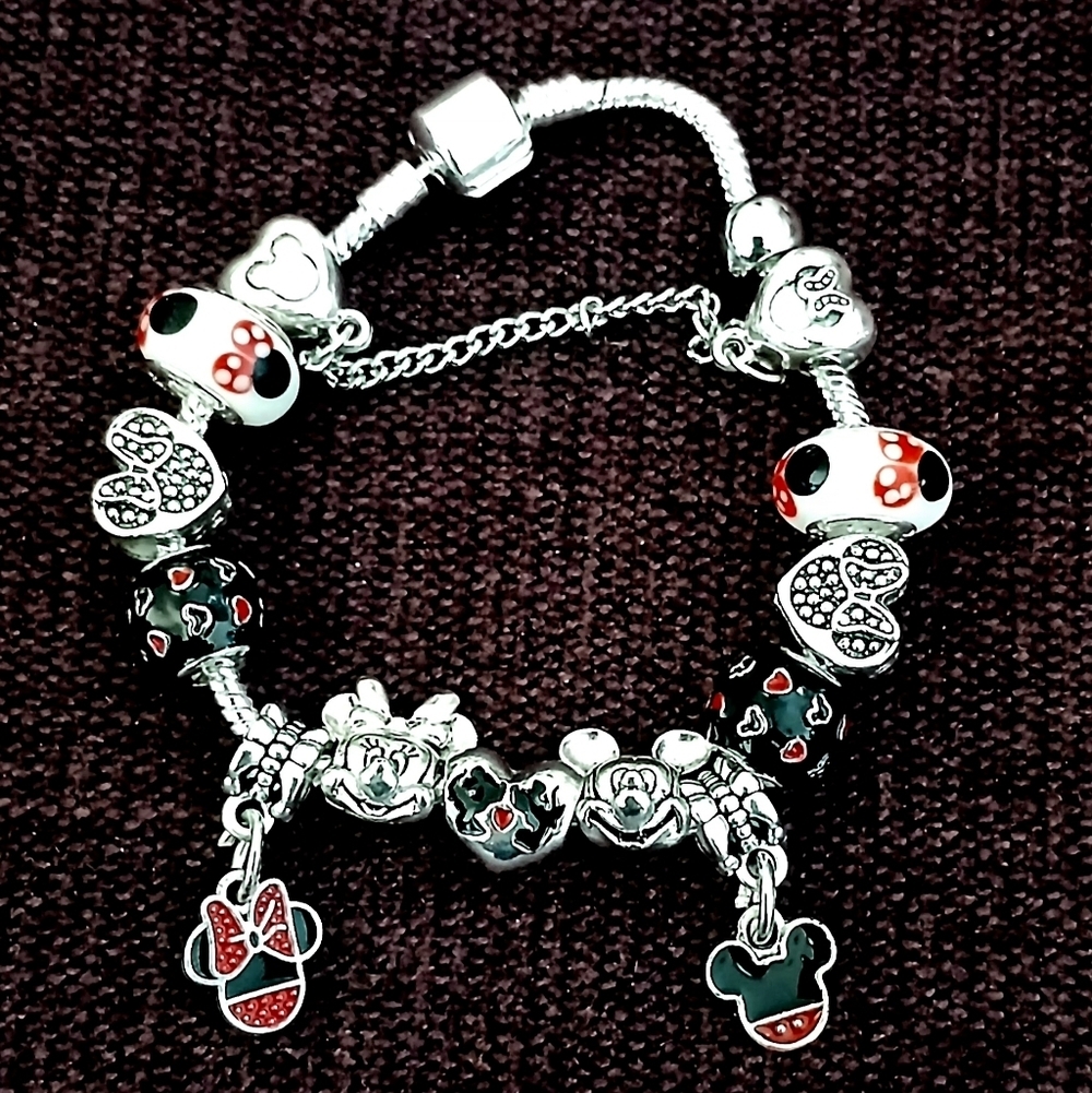 Mickey Mouse Hot Charm Bracelet